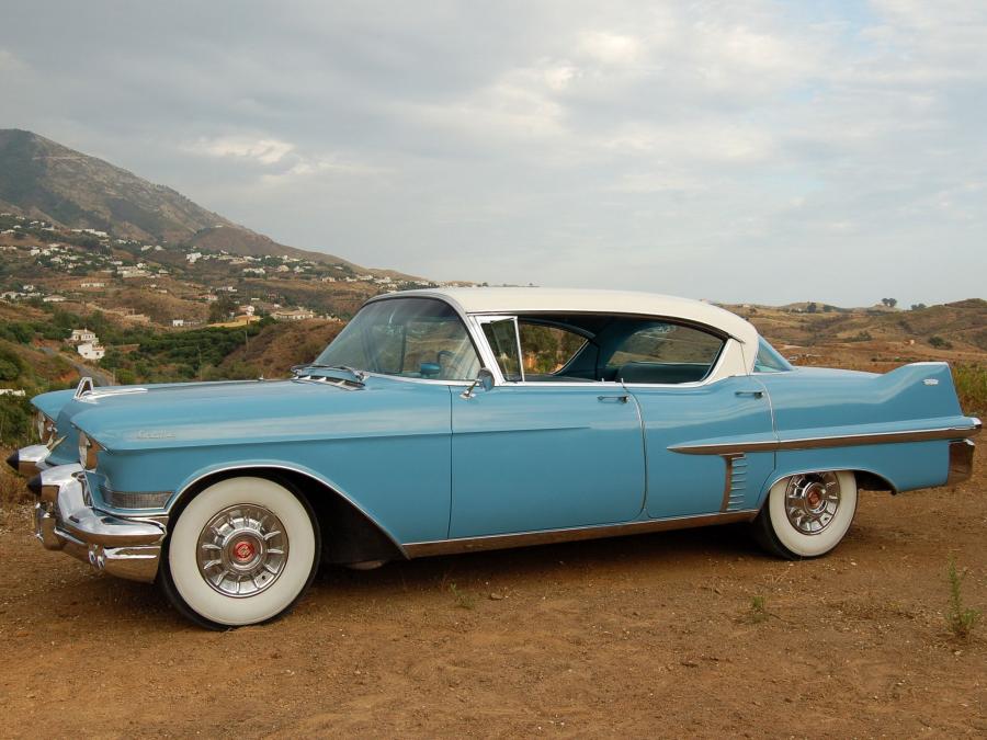  Cadillac Series 60 Fleetwood Special 1957 года  (фото 10 из 11)